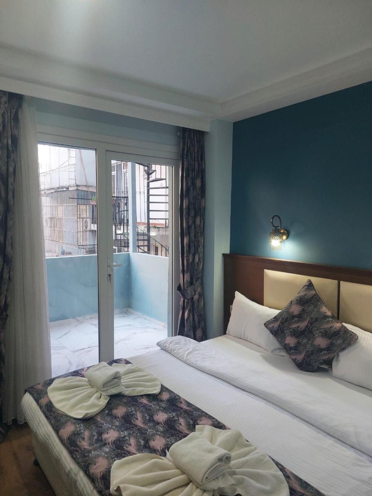 Aristocrat Hotel Istanbul Exterior photo