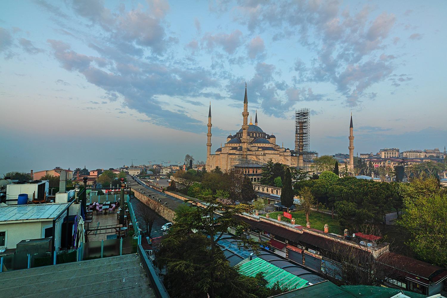 Aristocrat Hotel Istanbul Exterior photo