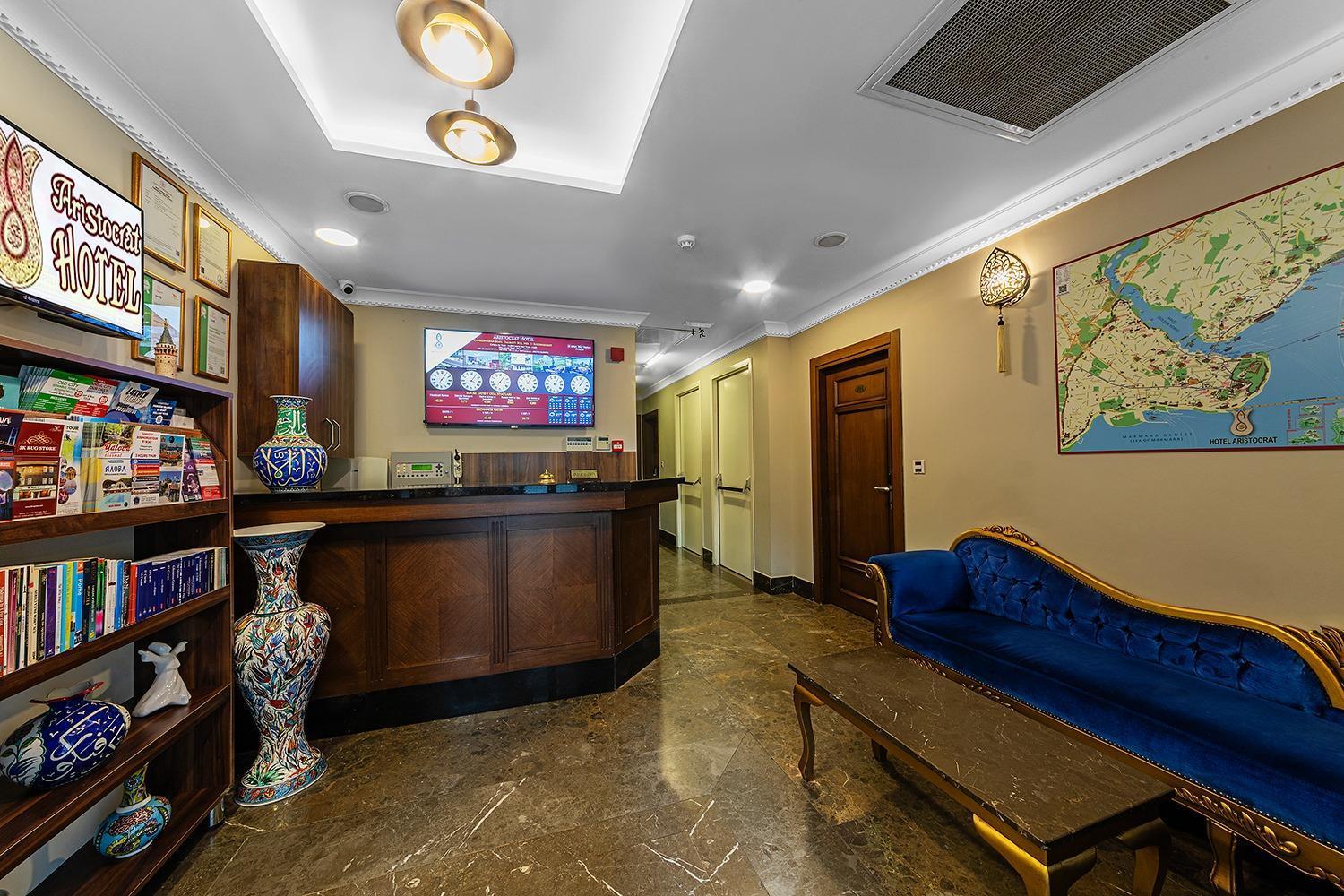 Aristocrat Hotel Istanbul Exterior photo