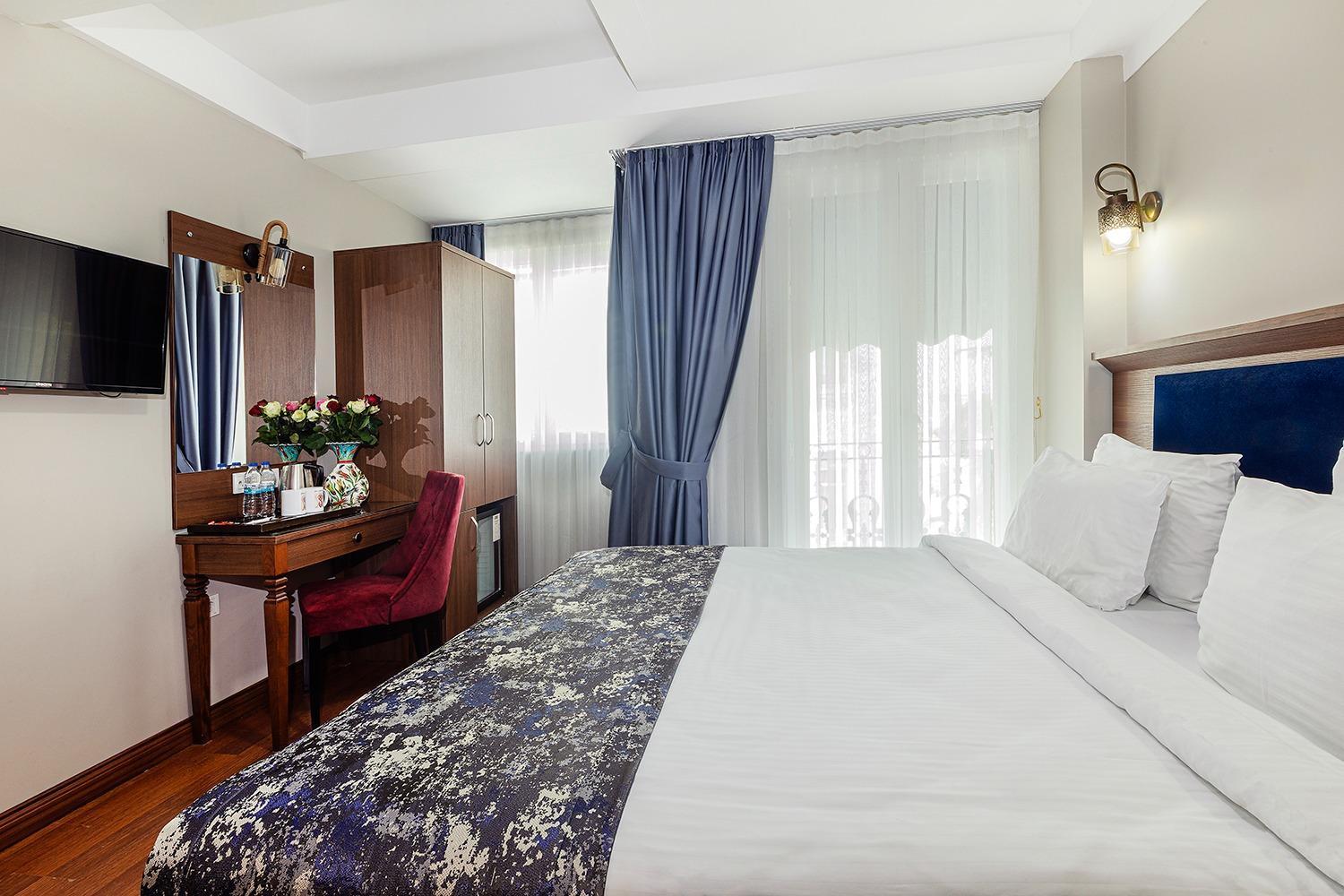 Aristocrat Hotel Istanbul Exterior photo