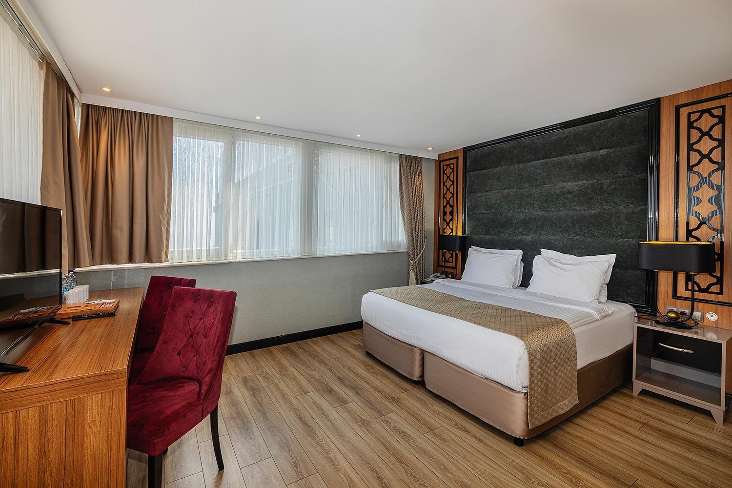 Aristocrat Hotel Istanbul Exterior photo