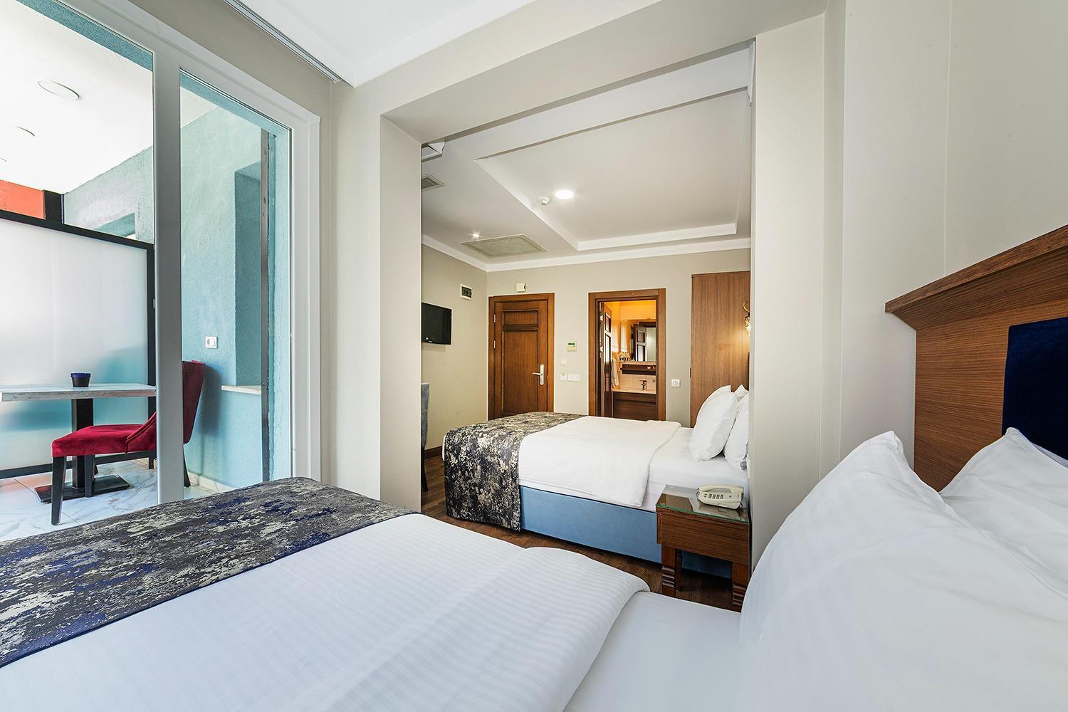 Aristocrat Hotel Istanbul Exterior photo